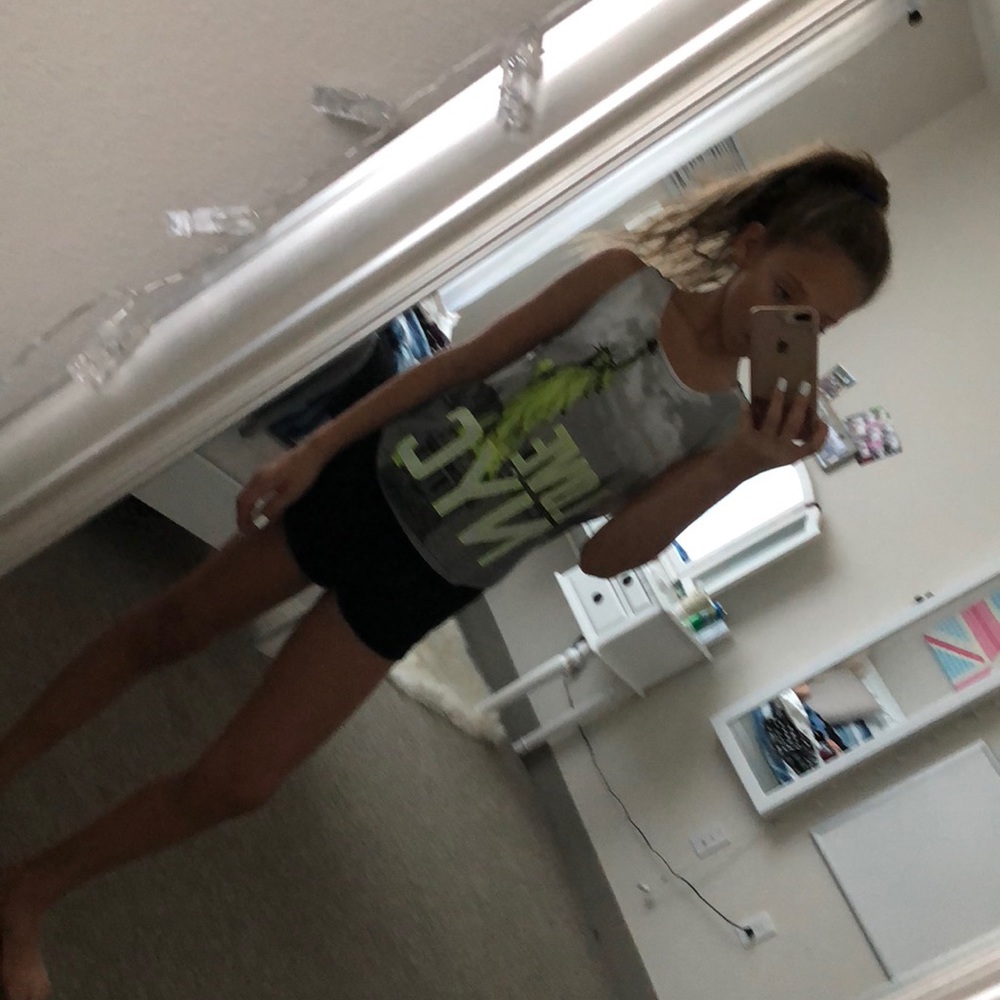 Shirt - Picture 2 of 2